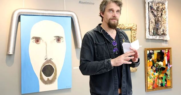 Margus Meinart maalis reetmise paine n�ituseks