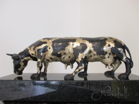 Pronksskulptuur grafiitalusel, Navitrolla E-kunstisalongis